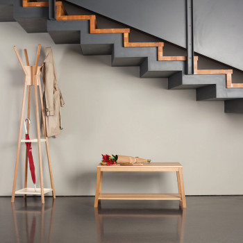 Eigen ąžuolo medžio baldų stovas