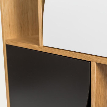 Avon siauras knygų lentynas Strata