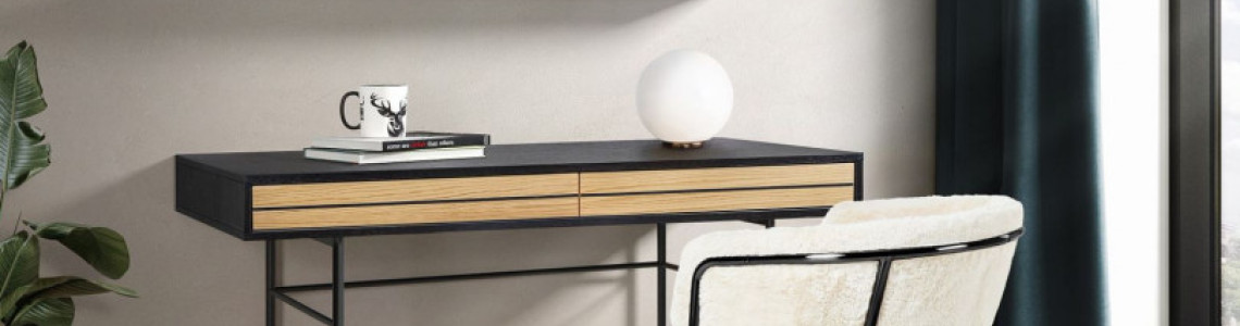 Rašytuvai skandinaviško dizaino baldai interjere